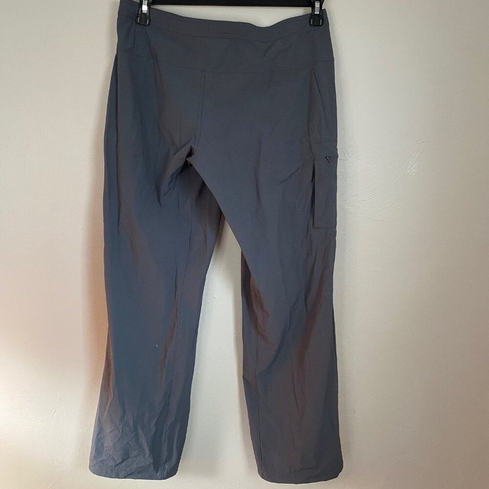 Mountain Hardwear size Women's 10/32 Gray Cargo Stretchy Hiking Outdoors Pants - Picture 3 of 11
